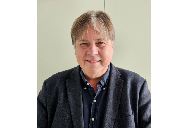 Picture of author Kari Kivinen