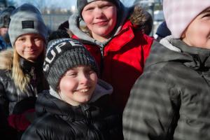 Kuvituskuva: Alakoulun oppilaita välitunnilla