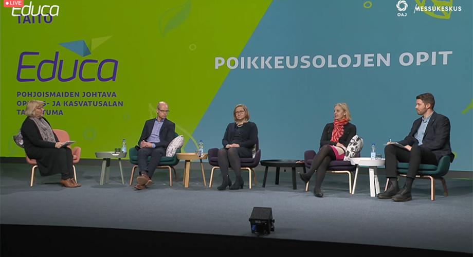 Paneelikeskustelu Educa verkossa -messuilla