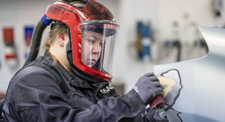 Automaalauslaji Taitaja2021-semifinaaleissa
