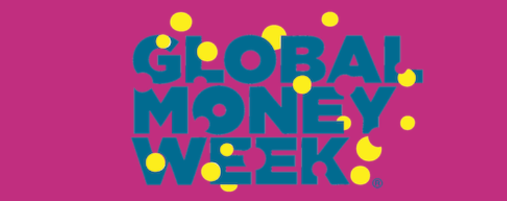 Purppuralla pohjalla lukee sinivihrein kirjaimin: Global Money Week. Kirjainten seassa on kirkkaanvihreitä palloja koristeena.