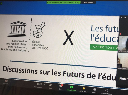 Zoom-näkymä Futures of Education -kokouksesta